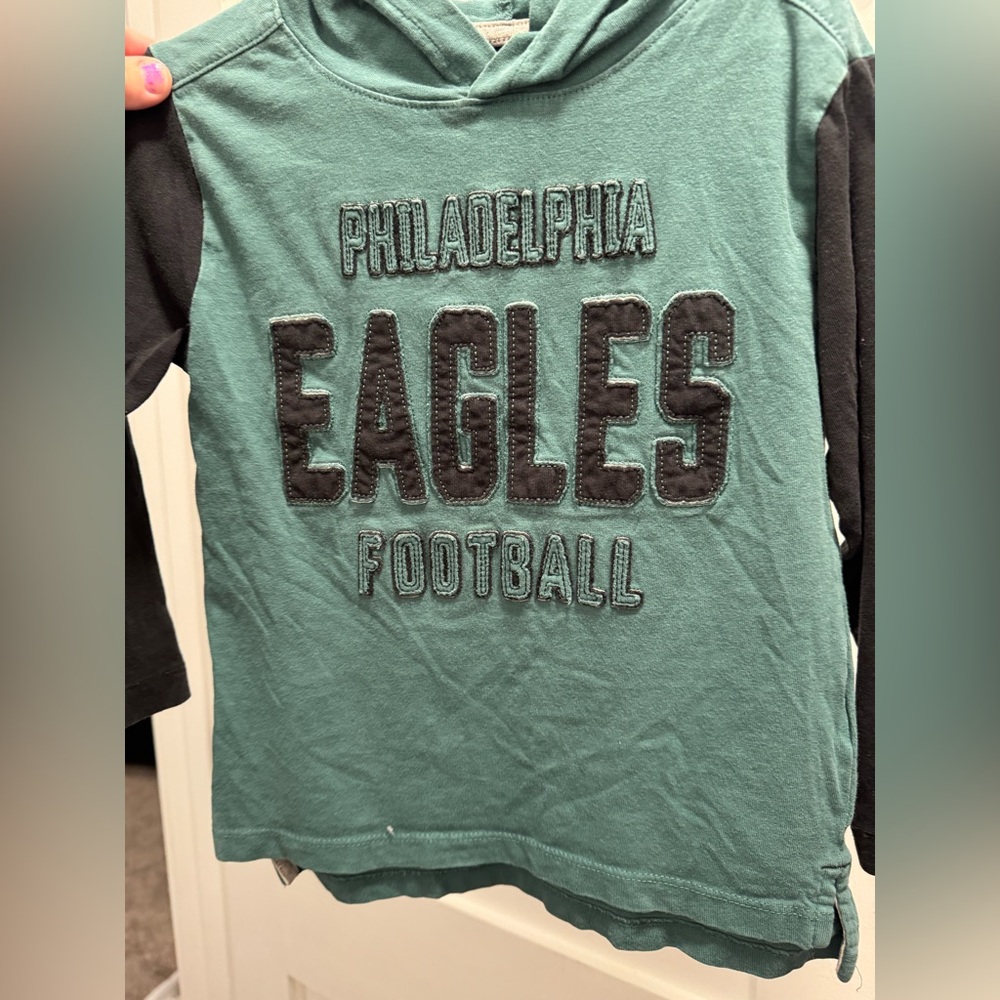 NFL Philadelphia Eagles Kids green and Black Long Sleeve Tee